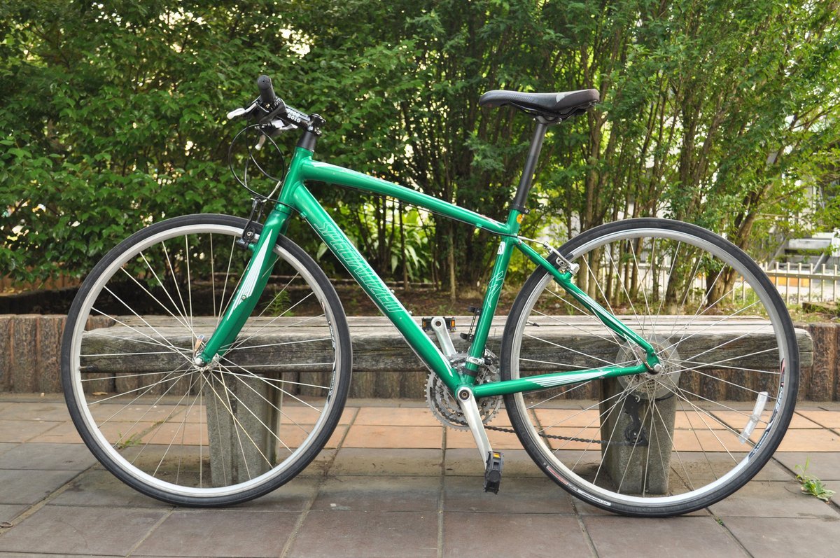 Hybrid & Commuter Bikes